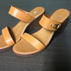 Never used.  Excellent condition